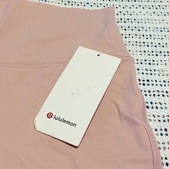 Lululemon Athletic Align High Rise Short 6” New Soft Pink Gym workout Size 12 - Picture 4 of 10
